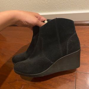 Crocs Suede Heeled Ankle Boots